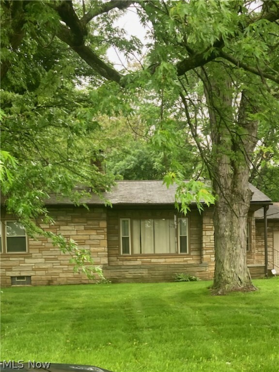 Property Photo:  1327 Brookdale Avenue  OH 44413 