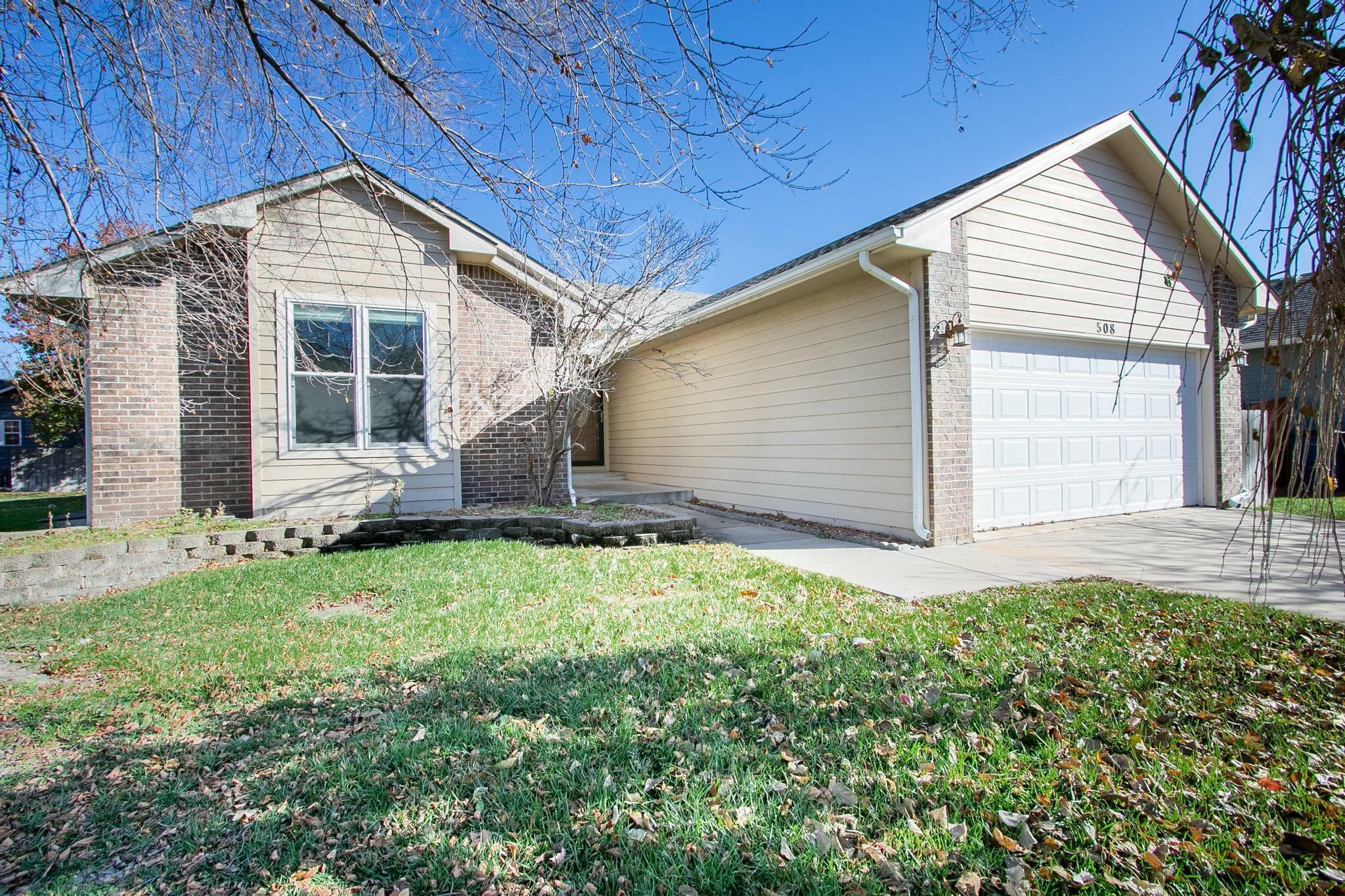 Property Photo:  508 S Wheatland St  KS 67235-1709 