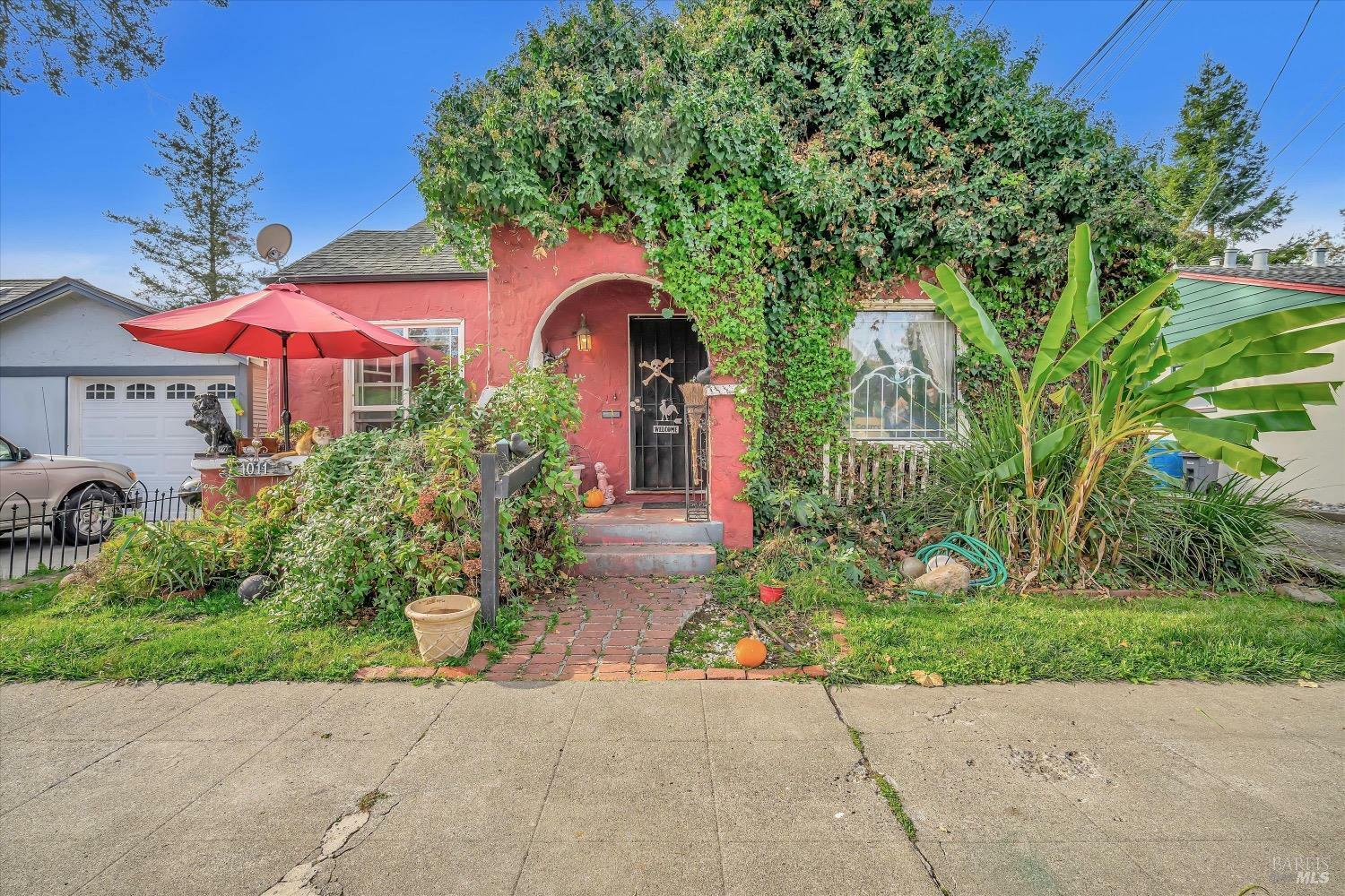 Property Photo:  1011 Beaver Street  CA 95404 