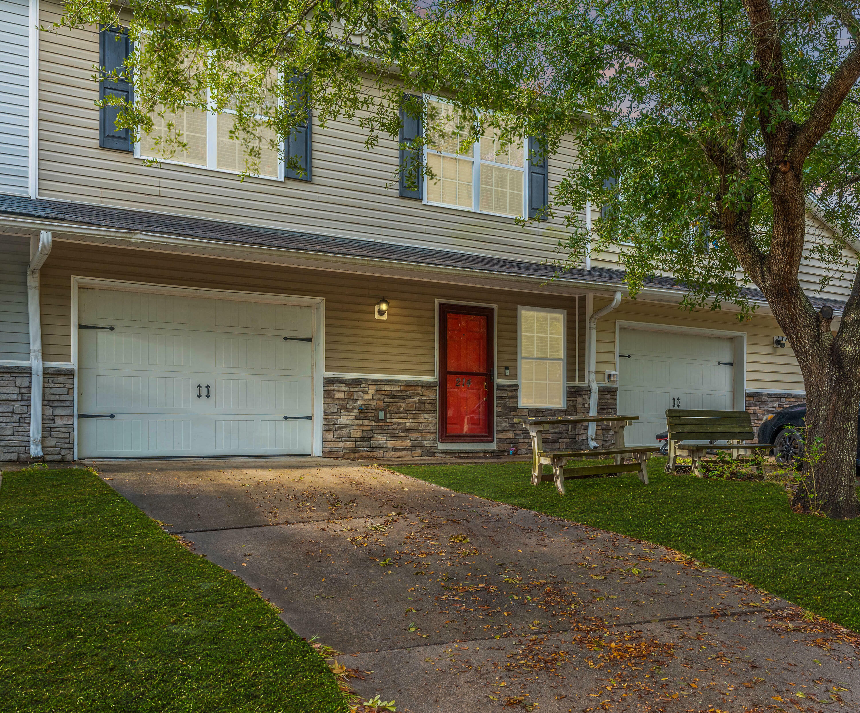 Property Photo: 214 Tyner Trail SC 29486