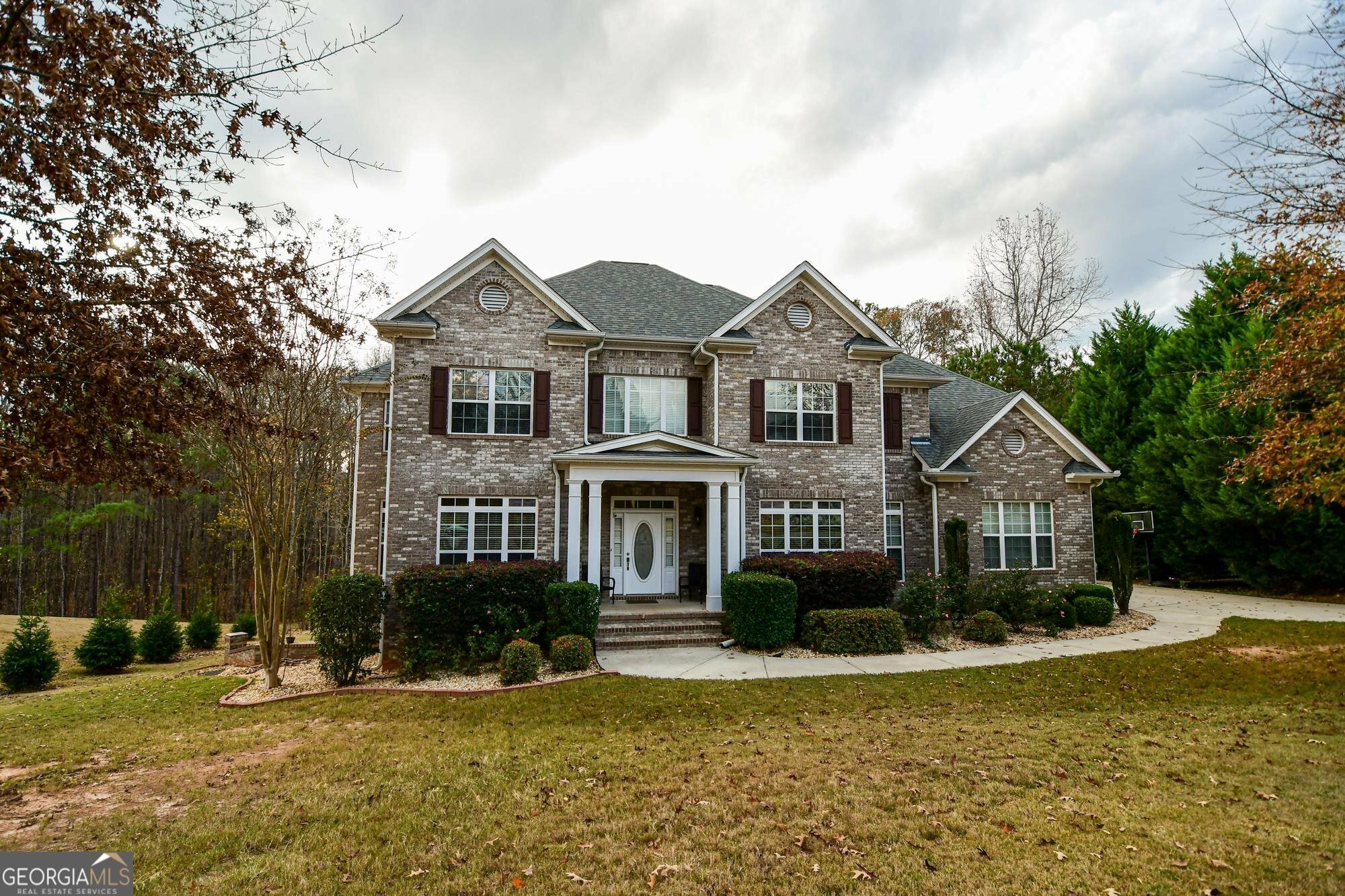 Property Photo:  145 Edgewater Trail  GA 30215 