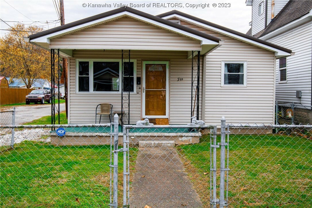 Property Photo:  705 Bridge Street  WV 25702 