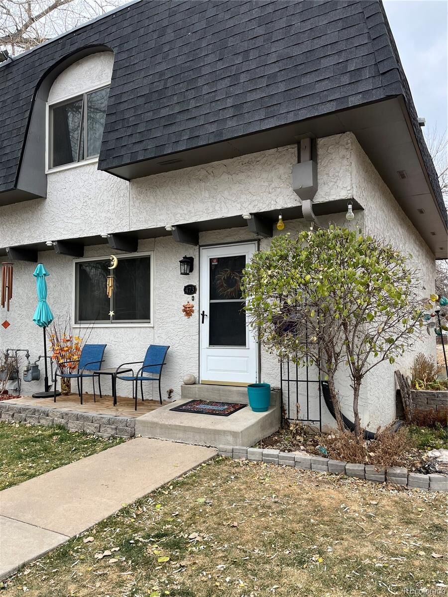 Property Photo: 473 E Highline Circle CO 80122
