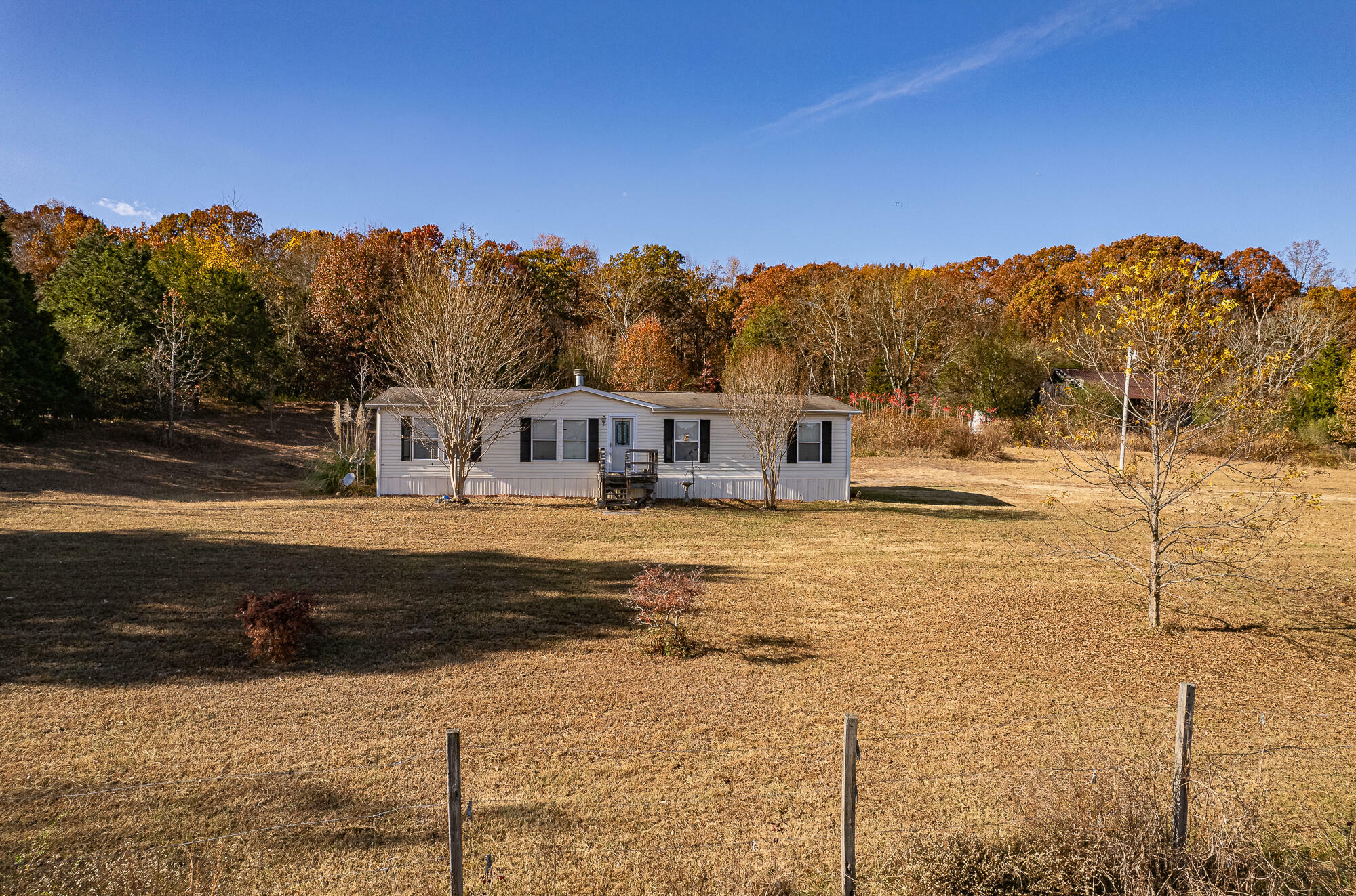 Property Photo: 556 County Road 110 Road TN 37303