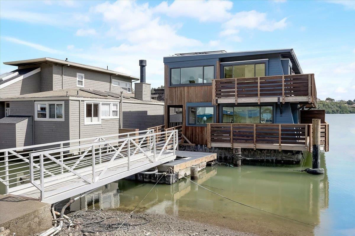 Property Photo:  11 Commodore Marina D  CA 94941 