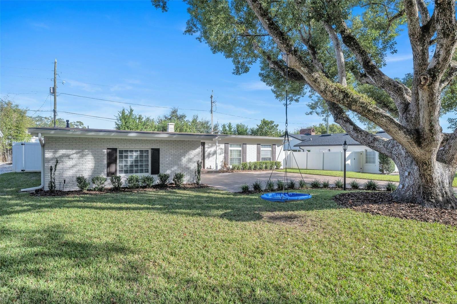 Property Photo: 620 Mojave Trail FL 32751