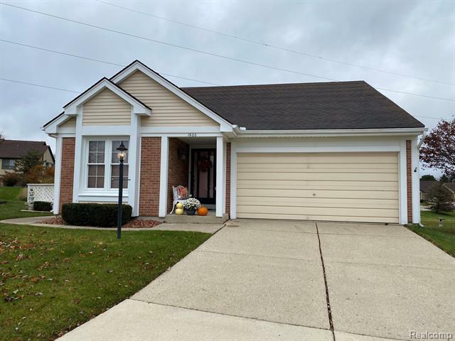 Property Photo: 1600 Stonecrest Drive MI 48307