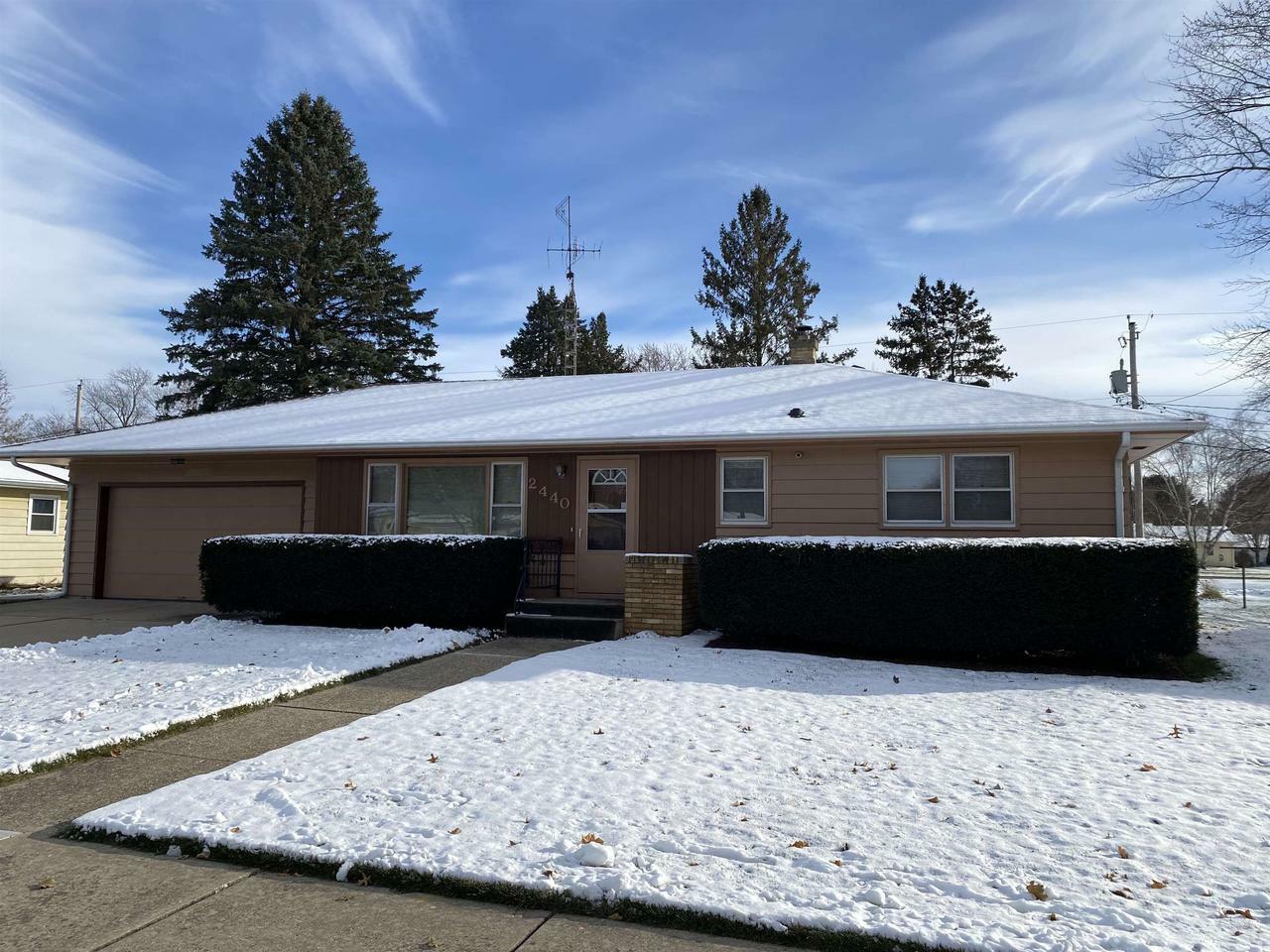 Property Photo:  2440 Rutledge Avenue  WI 53545 