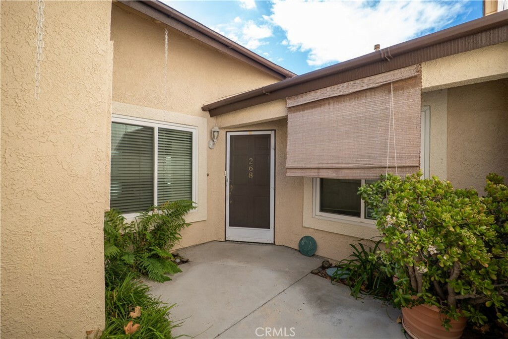 Property Photo:  22921 Banyan Place 268  CA 91390 