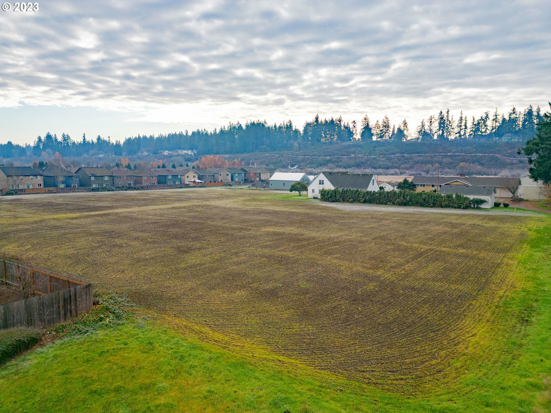 Property Photo:  7525 NE 18th St  WA 98661 