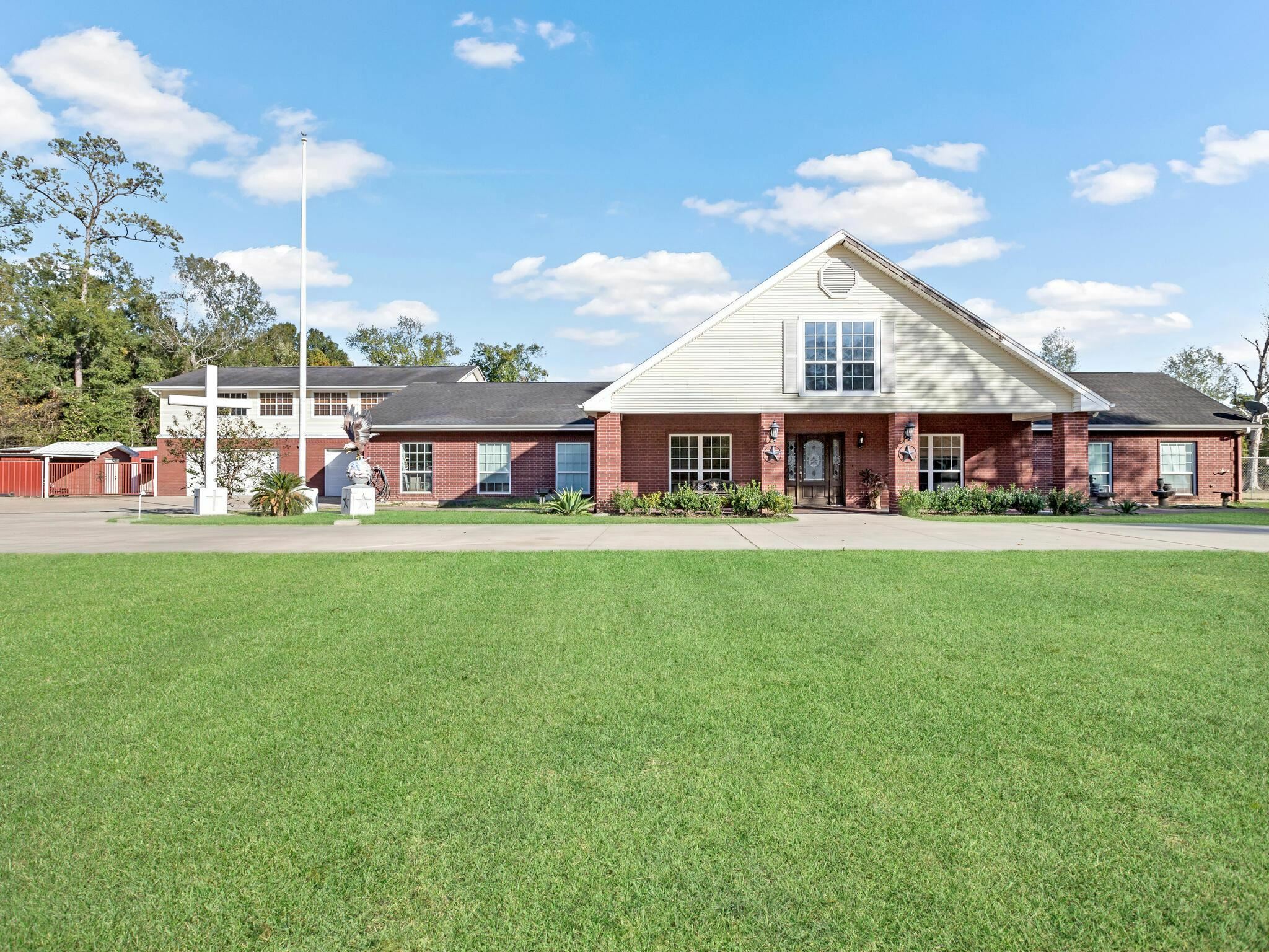 Property Photo: 486 Parish Rd TX 77632