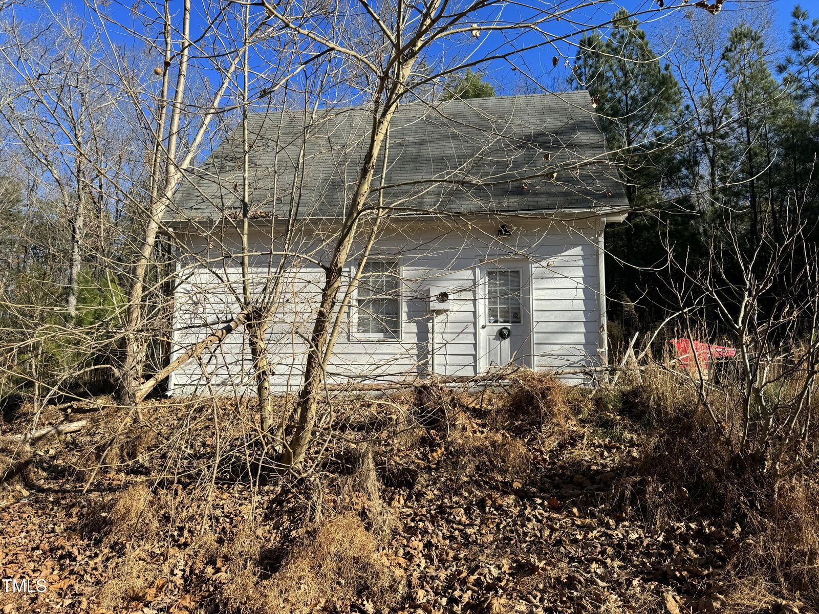 Property Photo: 5 Bracken Ridge Place NC 27278