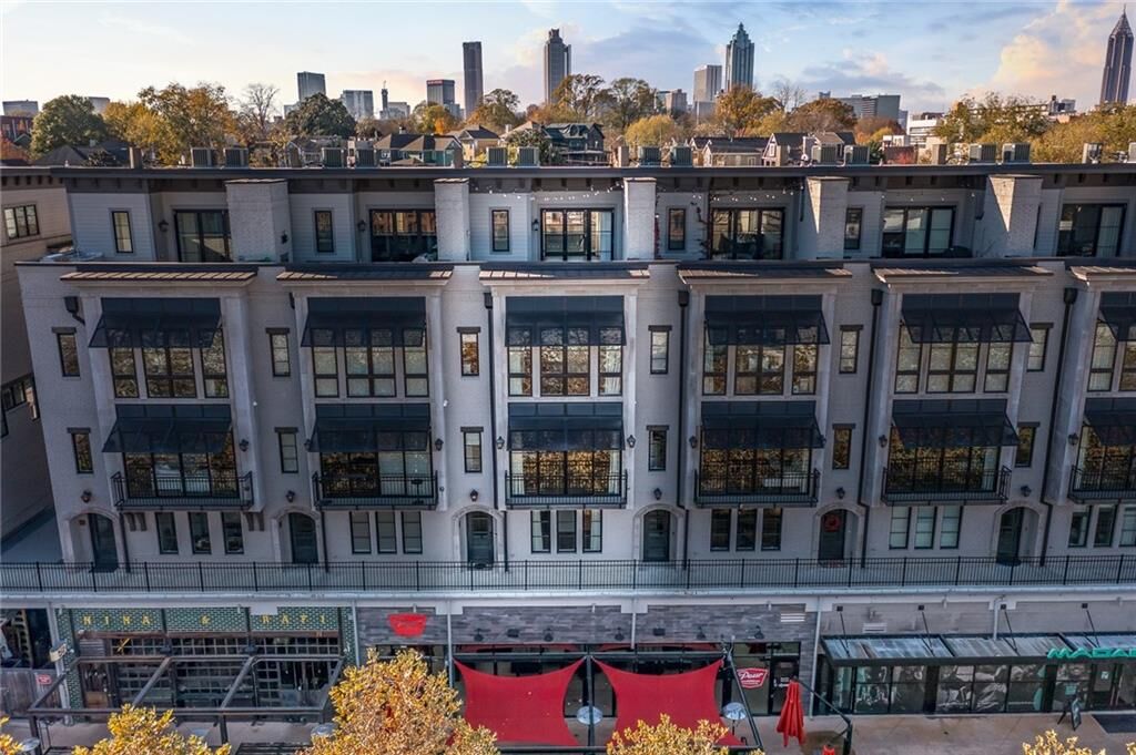 Property Photo: 661 Auburn Avenue NE 15 GA 30312