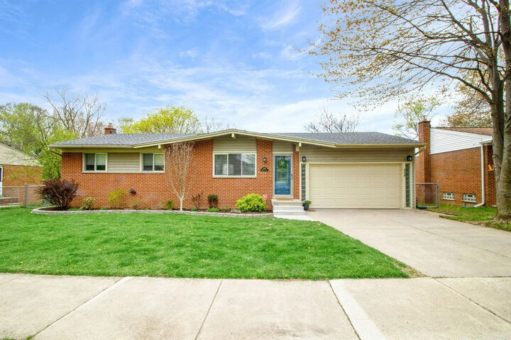 2315 Pontiac Trail  Ann Arbor MI 48105 photo