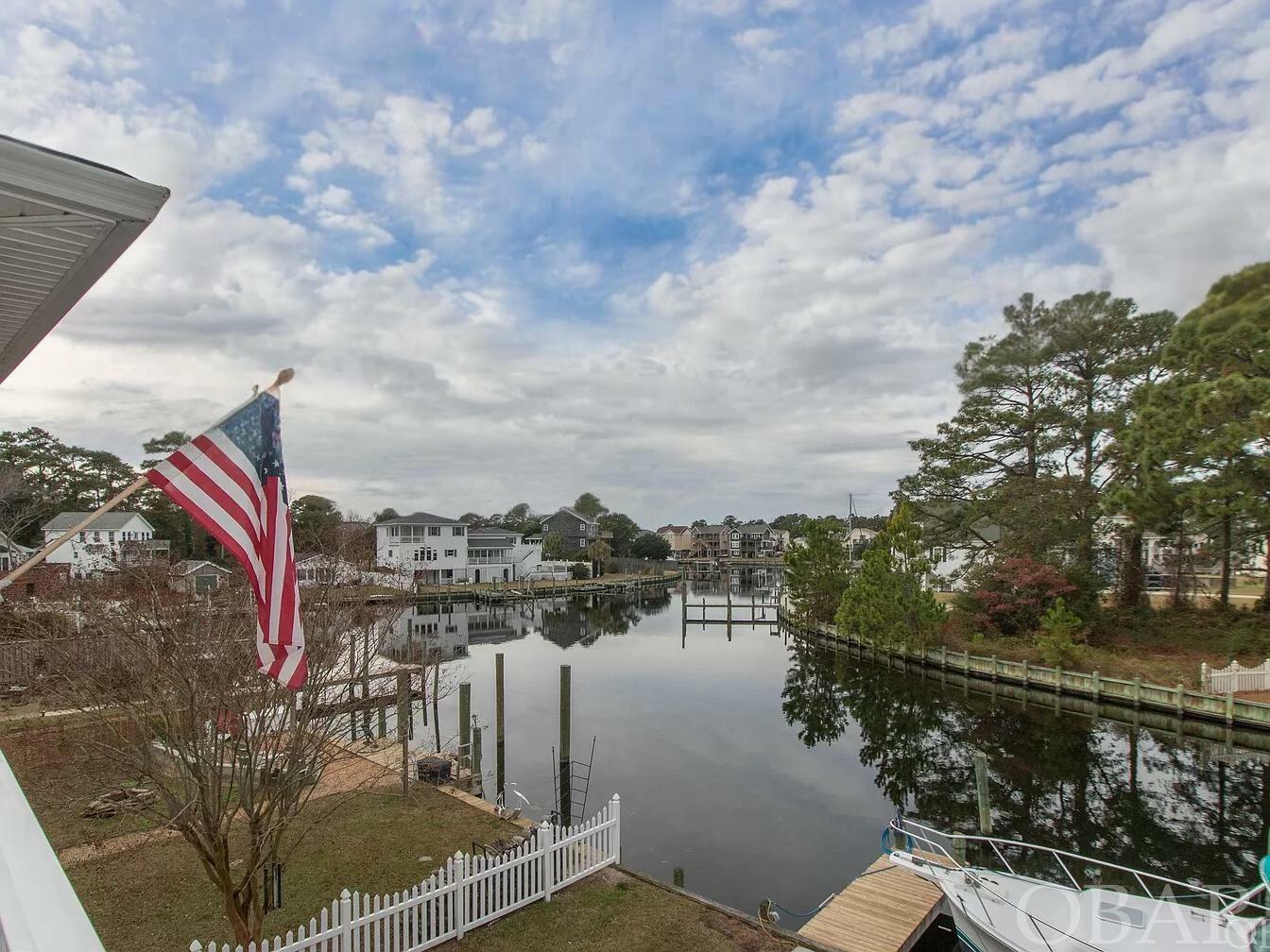 Property Photo:  466 Harbour View Drive  NC 27948 