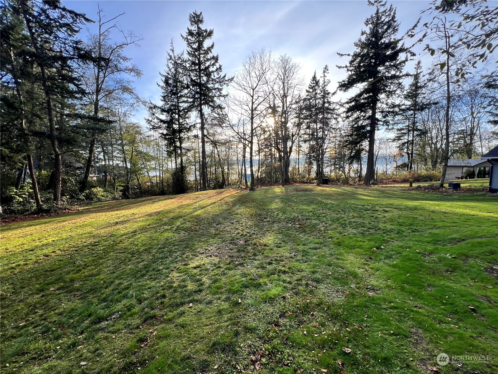 Property Photo:  125 B Snohomish Way  WA 98206 