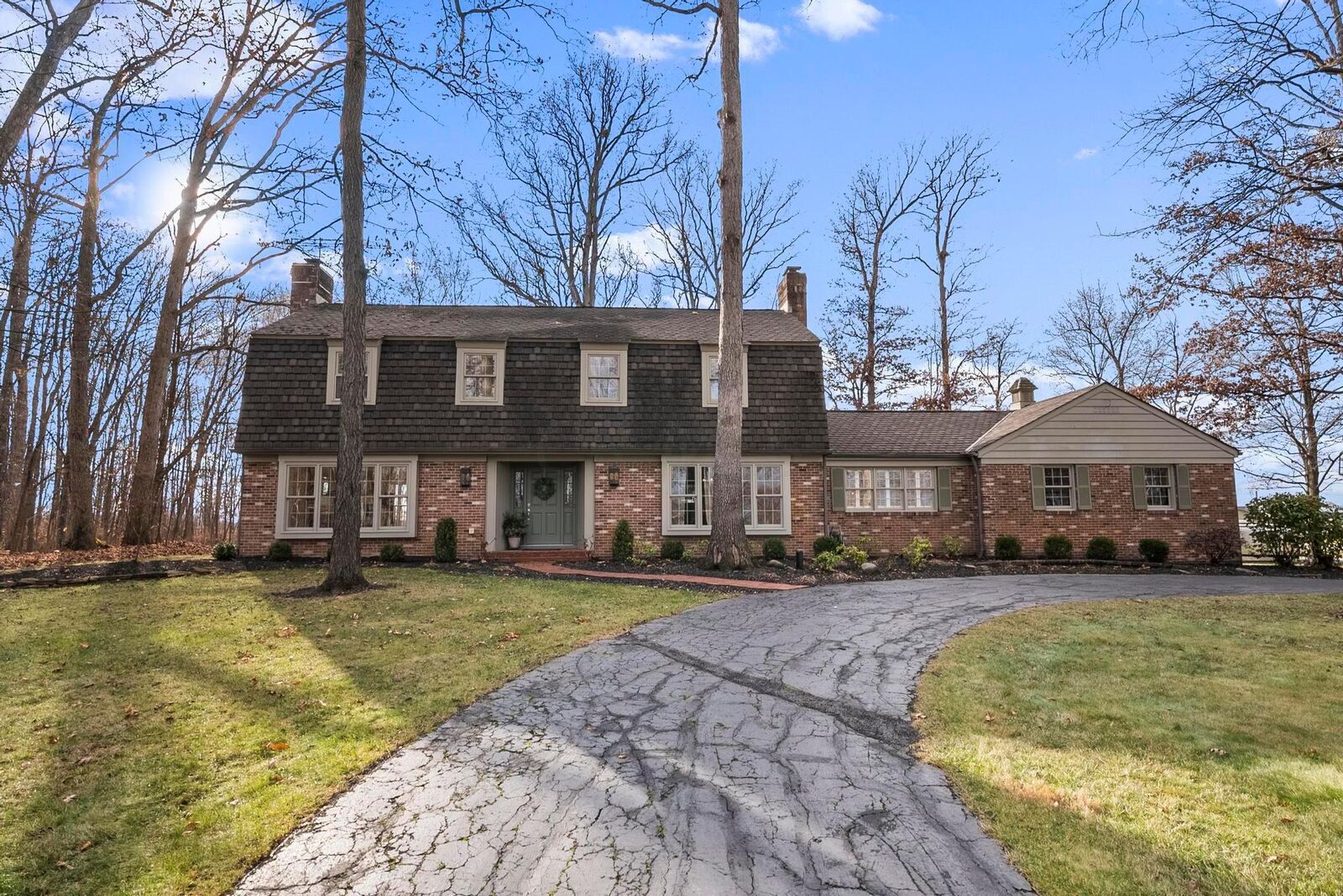 Property Photo:  18277 Timber Trails Road  OH 43040 