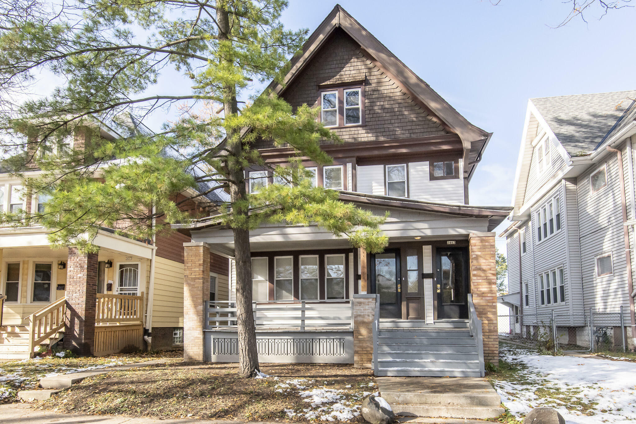 Property Photo: 2461 N 45th St 2463 WI 53210