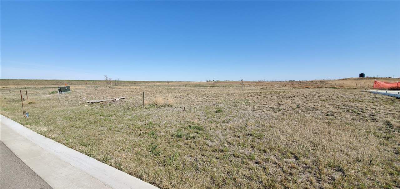 Property Photo:  302 14th St Block 52 Lot 12  ND 58852 