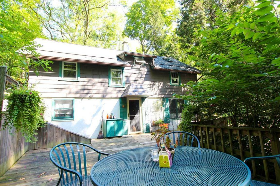 Property Photo:  1122 Taughannock Boulevard  NY 14850 