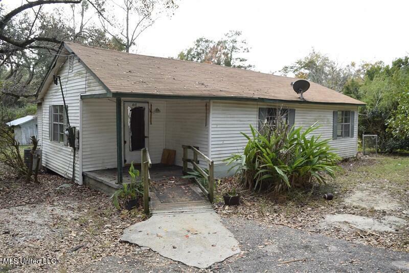 Property Photo:  617 Mississippi Street  MS 39501 