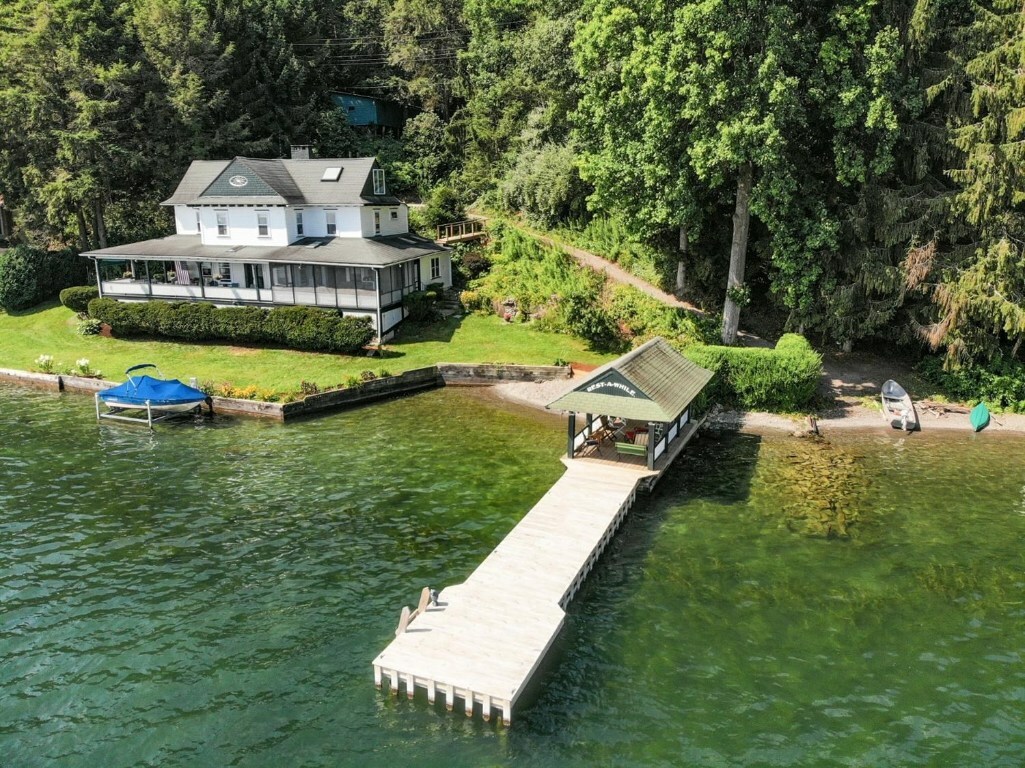 Property Photo:  1167 Taughannock Boulevard  NY 14850 