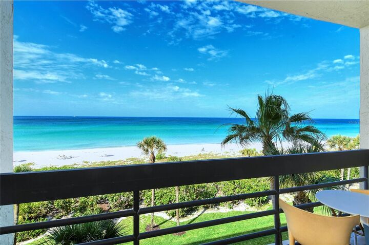 Property Photo:  1135 Gulf Of Mexico Drive 303  FL 34228 