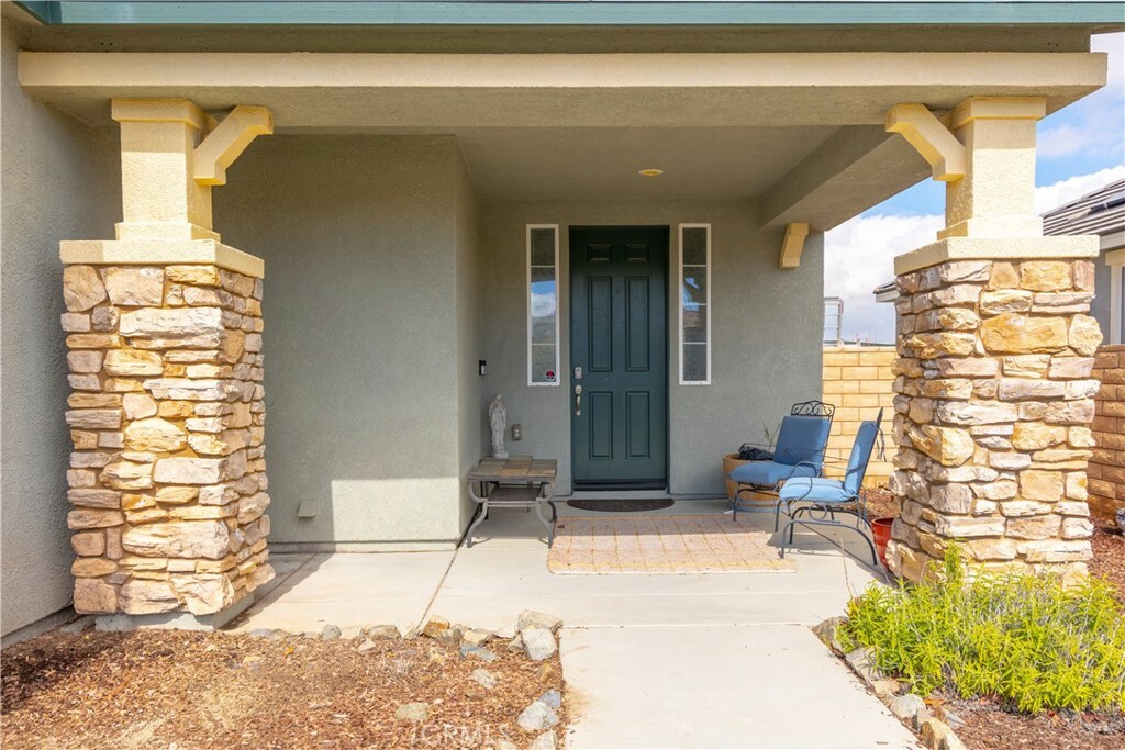 Property Photo:  29154 Edgewood Drive  CA 92530 