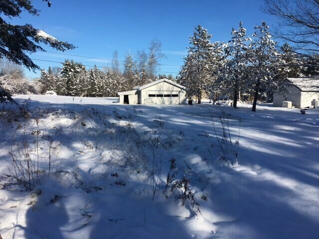 Property Photo: 7 Aldrich Lane ME 04428