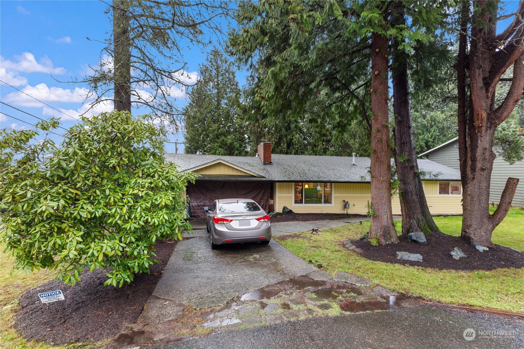 Property Photo:  8312 140th Avenue NE  WA 98052 