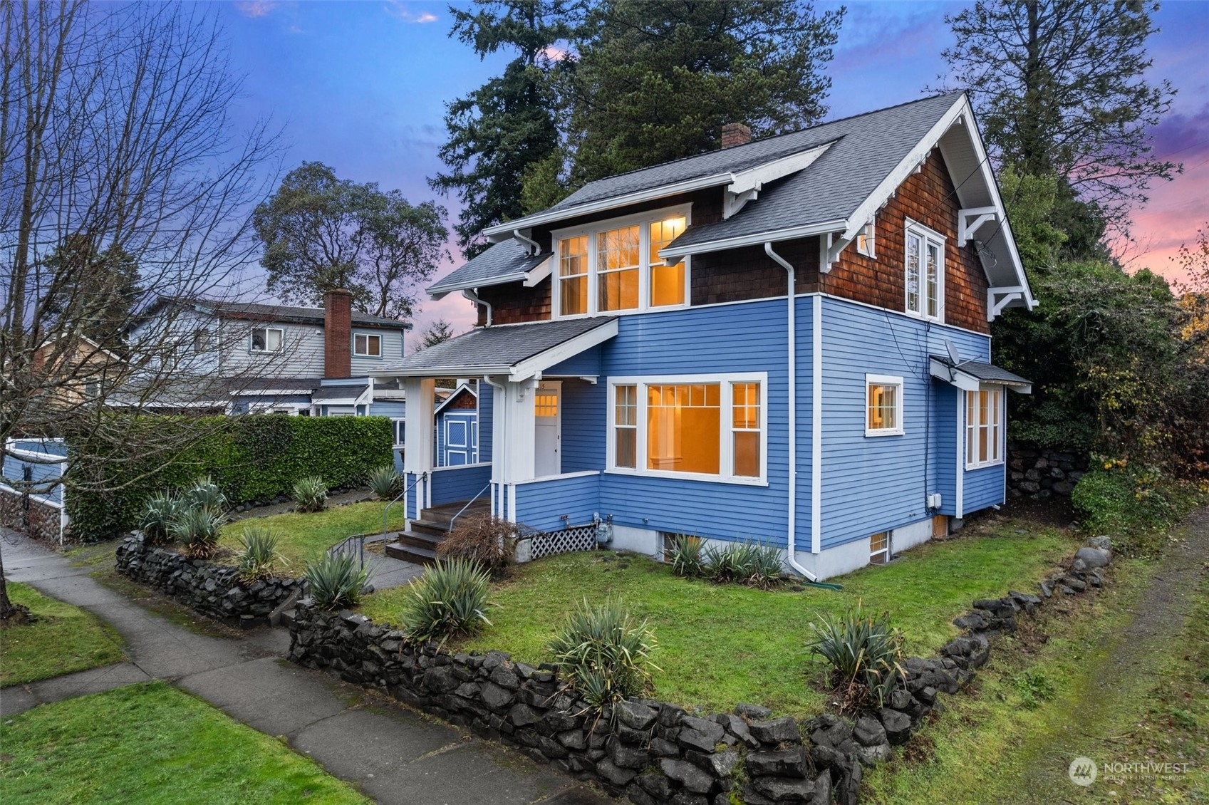 Property Photo:  615 N Puget Sound Avenue  WA 98406 