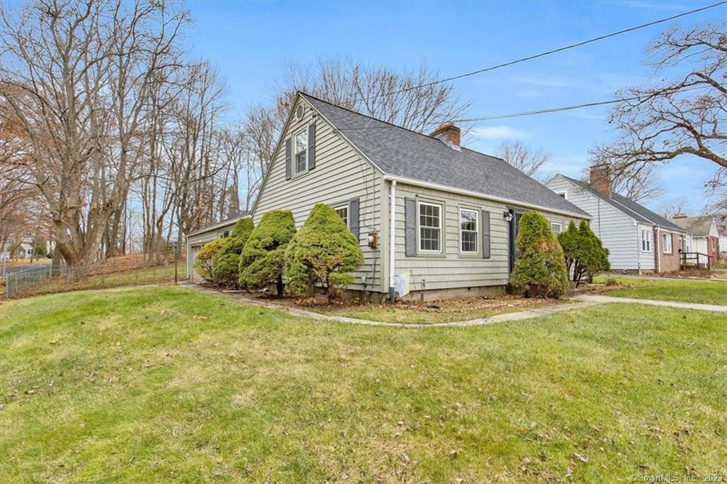 Property Photo:  105 Barbour Road  CT 06053 