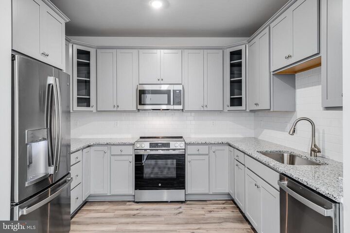 Property Photo:  4007 Seaside Alder Road B - Ivy - 8104  MD 20720 