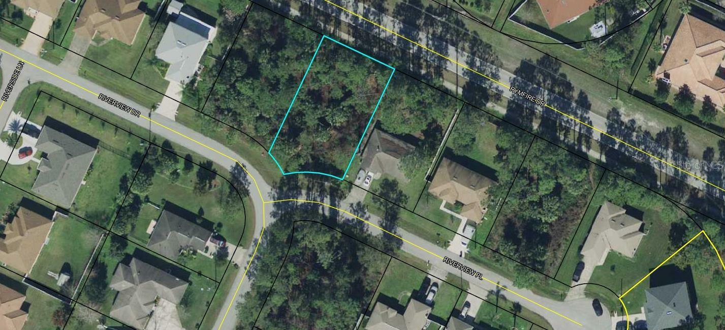 Property Photo: 1 Riverview Place FL 32164