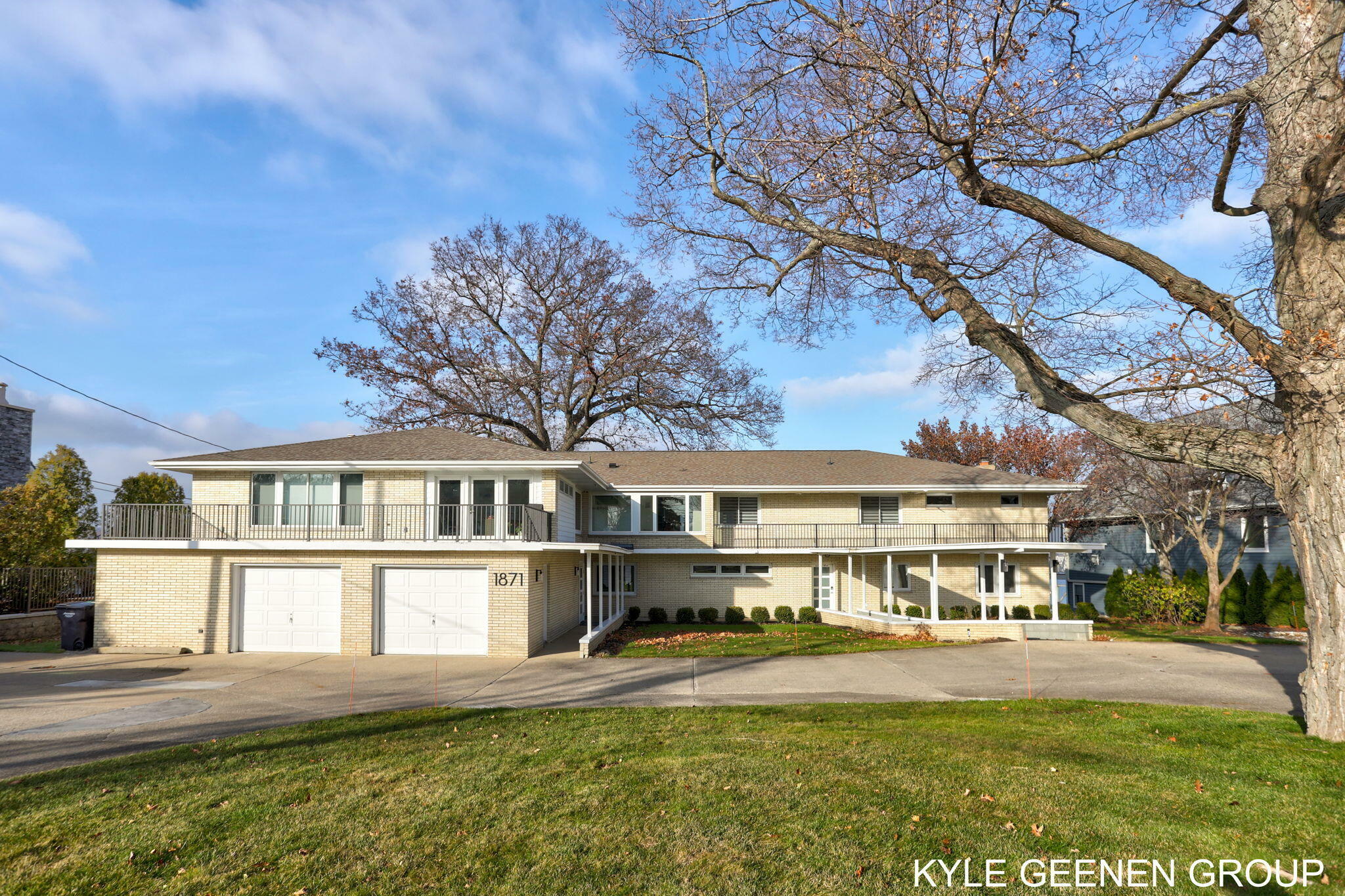 Property Photo:  1871 South Shore Drive  MI 49423 