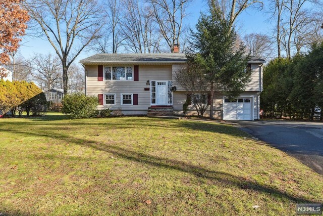 Property Photo:  54 Trocha Avenue  NJ 07039 