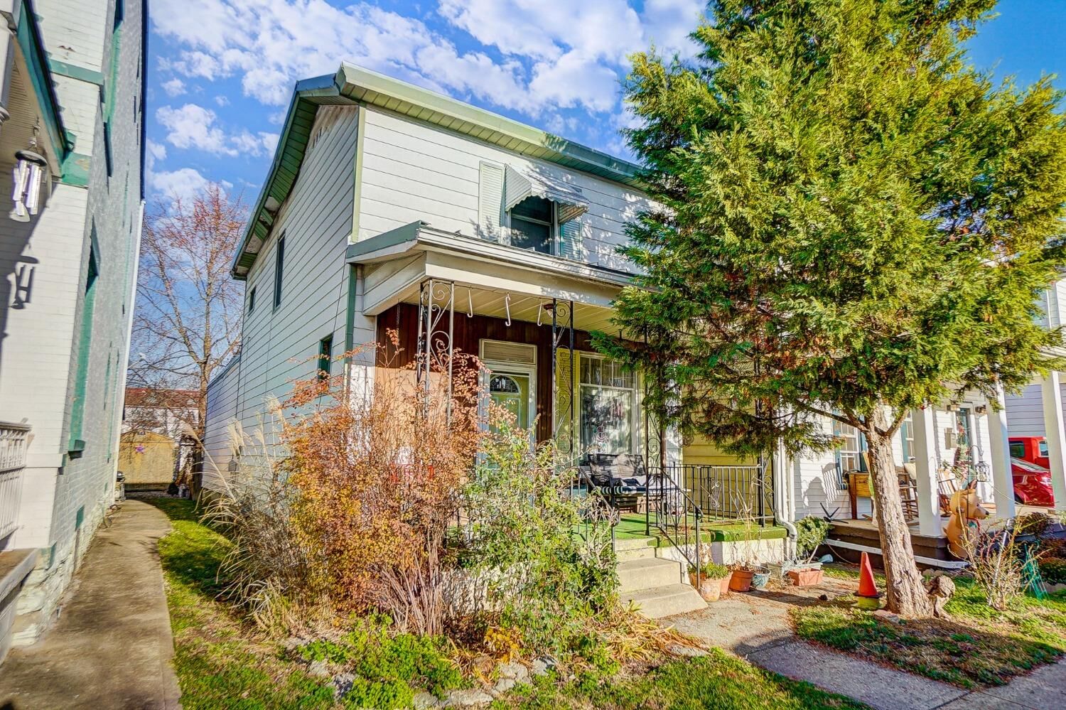 Property Photo:  228 Elm Street  IN 47025 