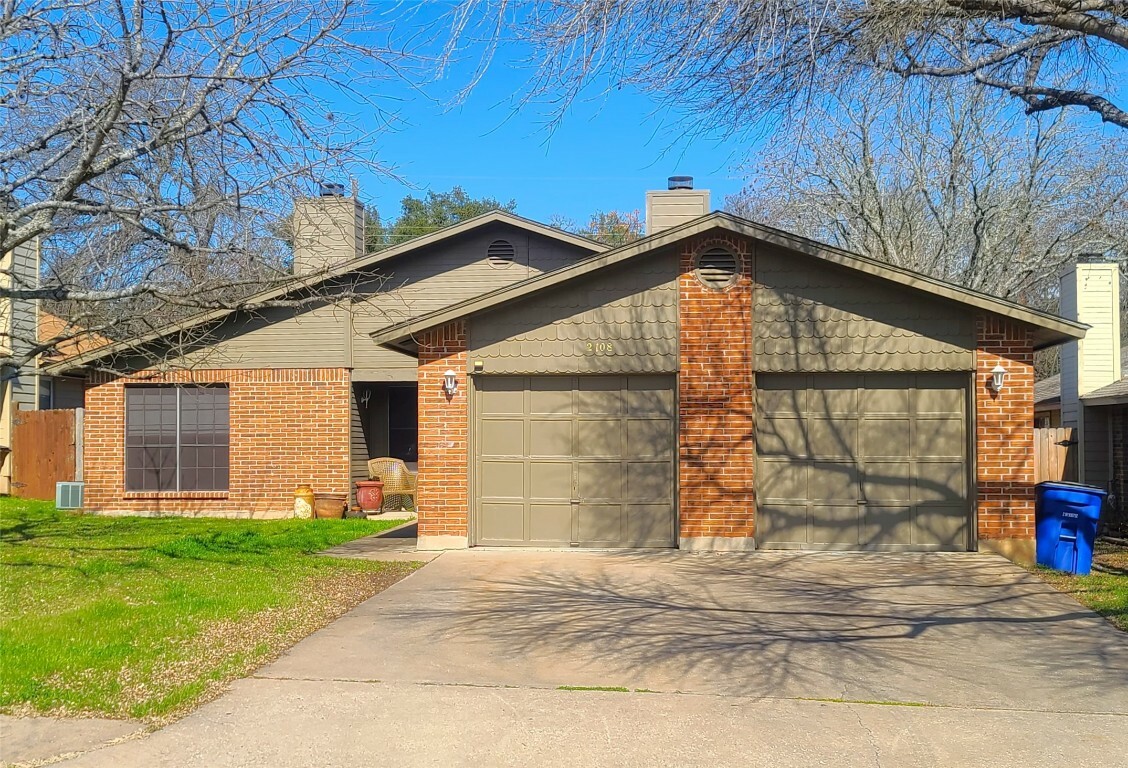 Property Photo:  2108 Courtney Street B  TX 78745 