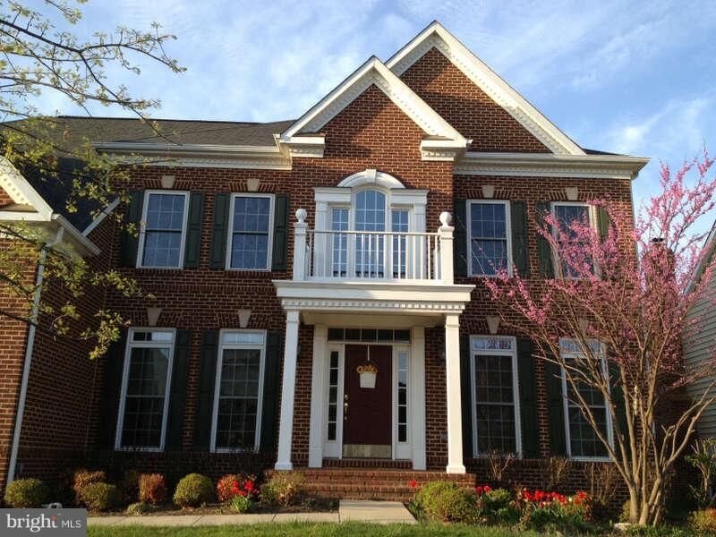Property Photo:  42863 Chatelain Circle  VA 20148