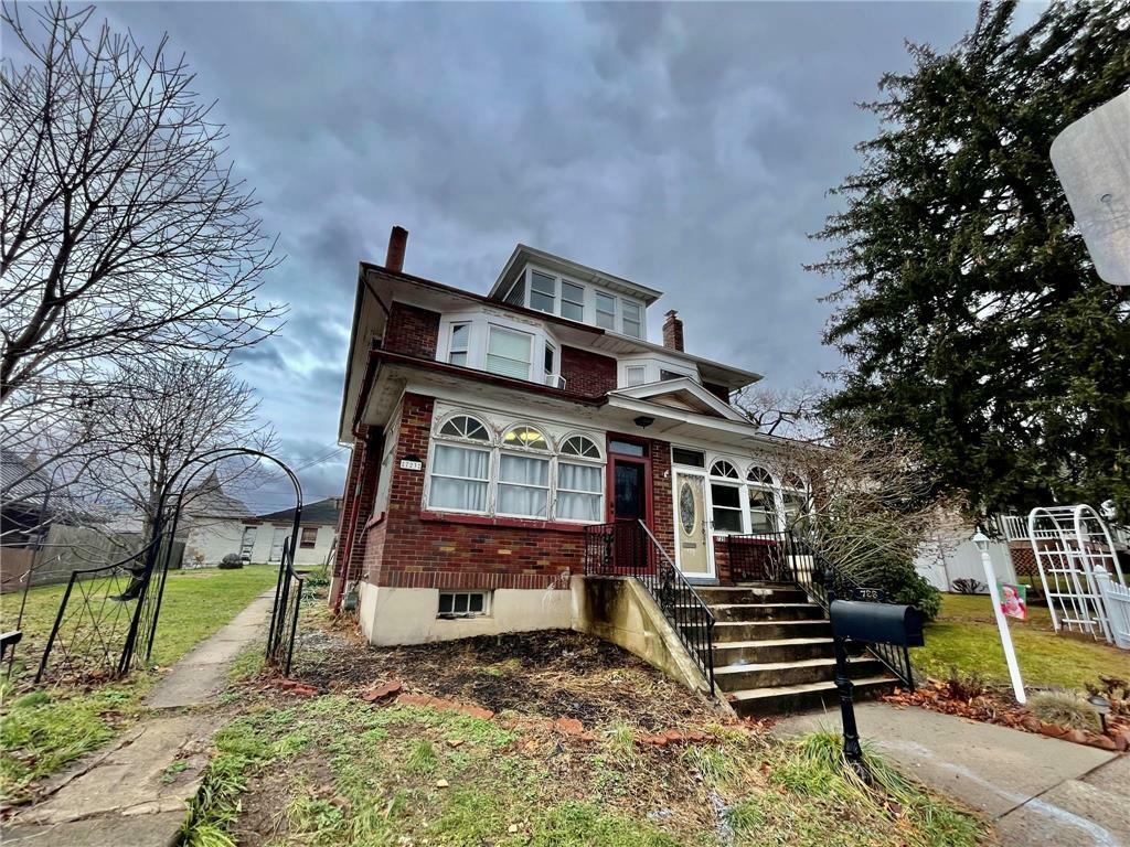 Property Photo:  723 1st Street  PA 18071 