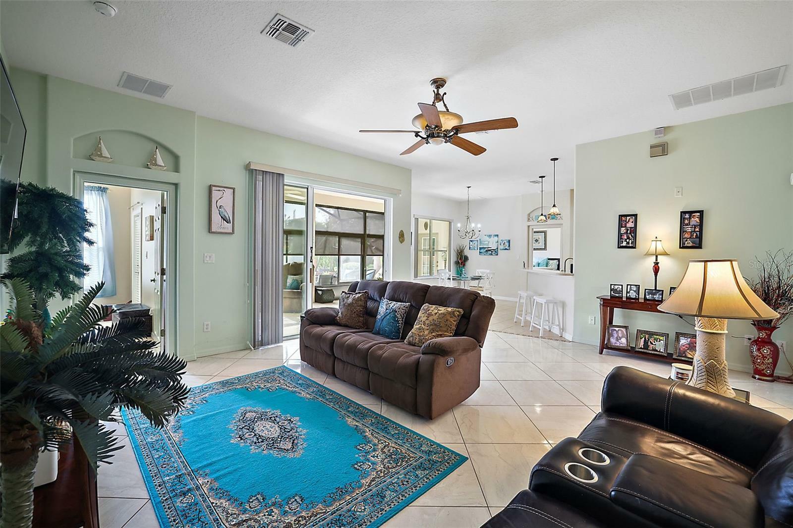 Property Photo:  3809 Westover Circle  FL 34748 