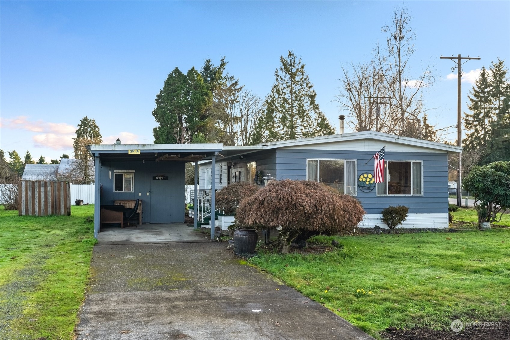 Property Photo:  3516 Harrison Avenue A  WA 98531 