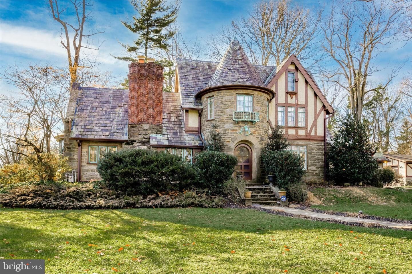 Property Photo:  1106 Devon Road  PA 19046 