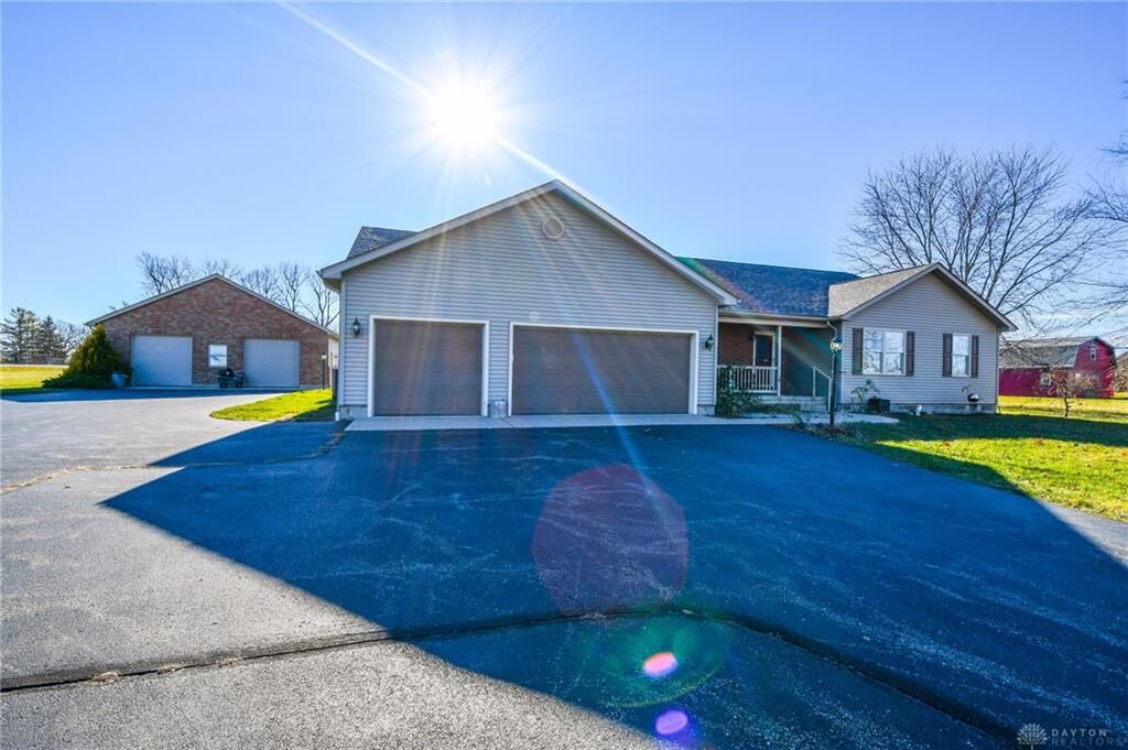 Property Photo:  108 Waverly Way  OH 45177 