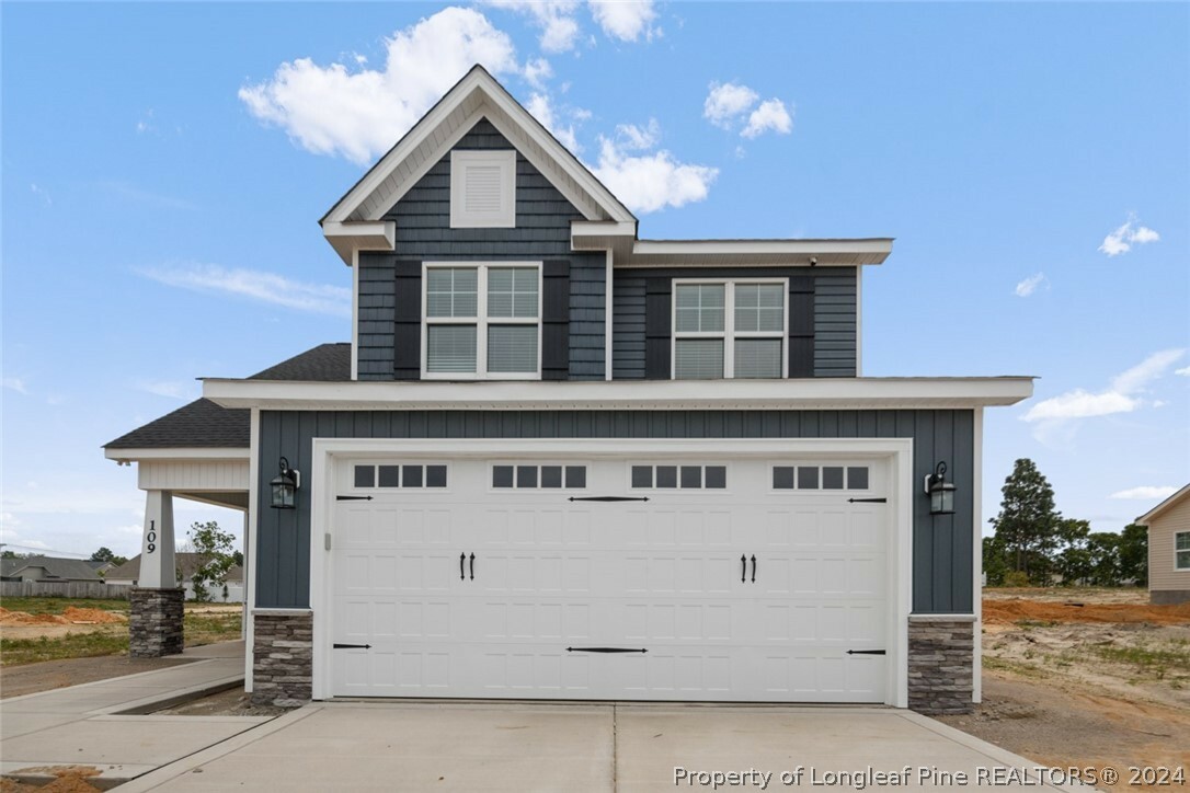 Property Photo: 109 Hillwood Drive NC 27332