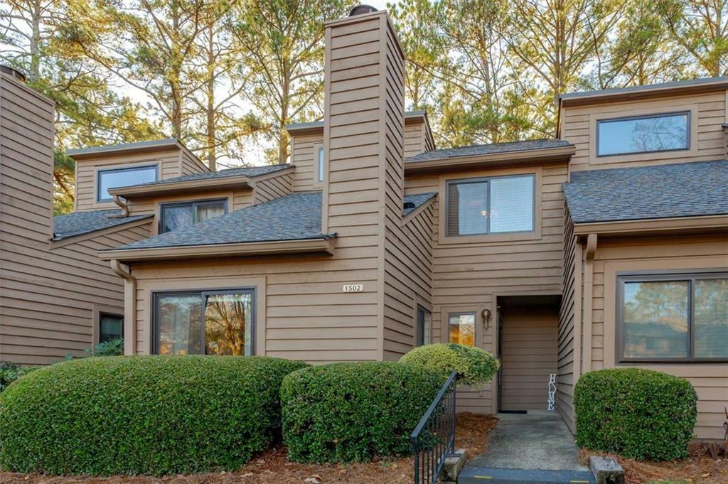 Property Photo:  1502 Parkaire Crossing  GA 30068 