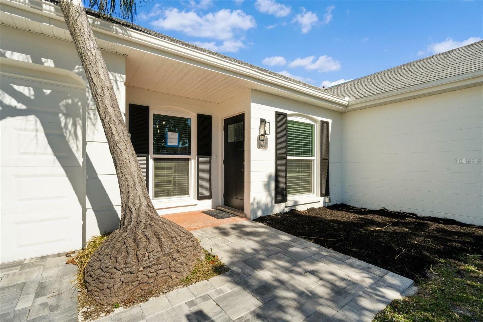 Property Photo:  942 Inlet Circle  FL 34285 