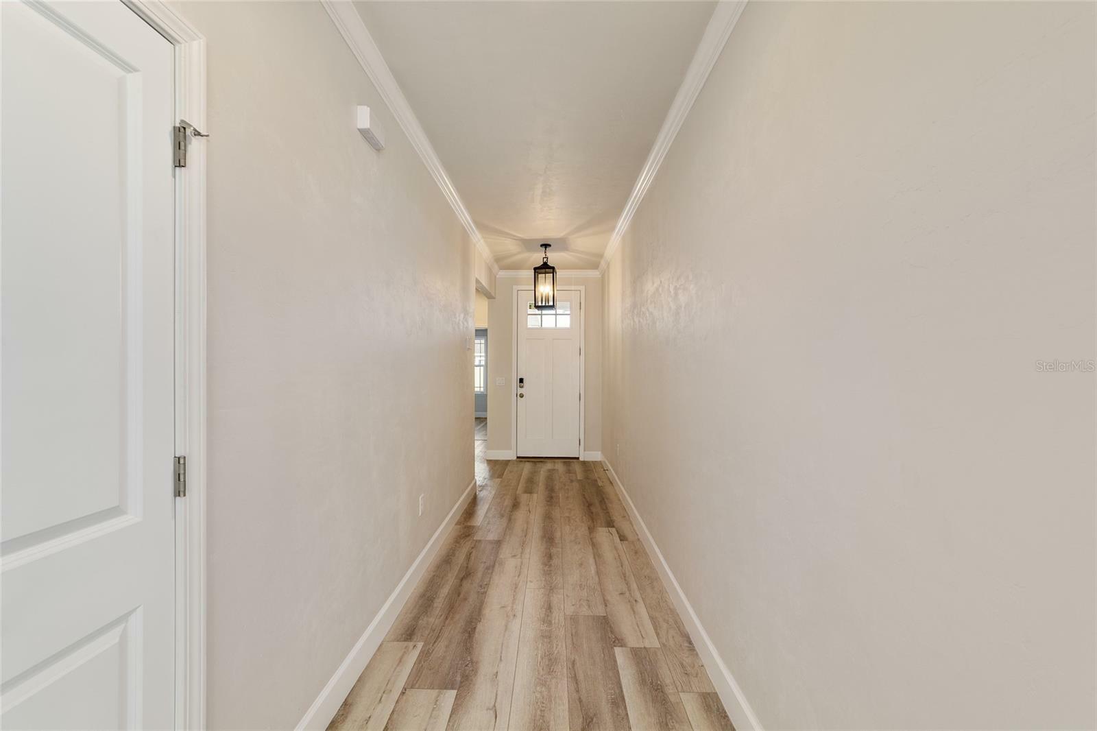 Property Photo: 6568 SW 10th Lane FL 32607