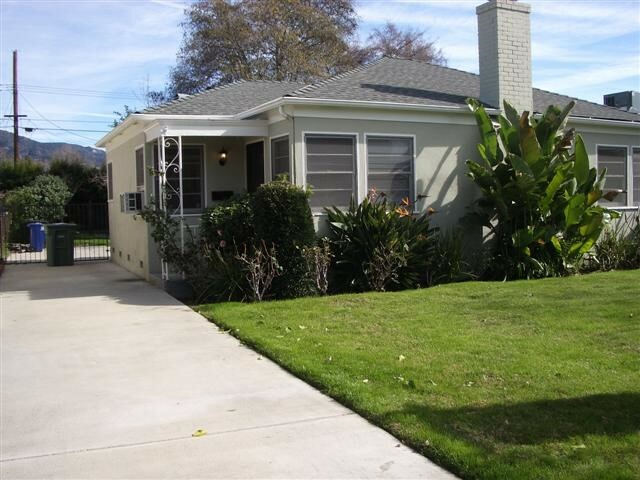 2426 N Myers Street  Burbank CA 91504 photo