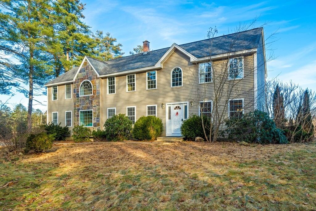 Property Photo: 33 Sibley Rd MA 01475